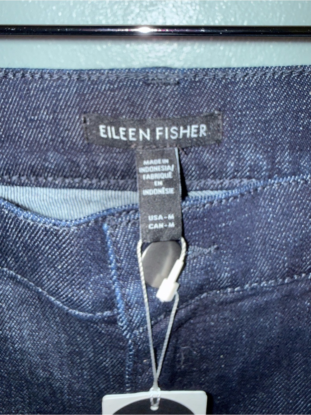 NWT Eileen Fisher Organic Cotton High Waist Slim Ankle Jeans Size Medium - Picture 4 of 10